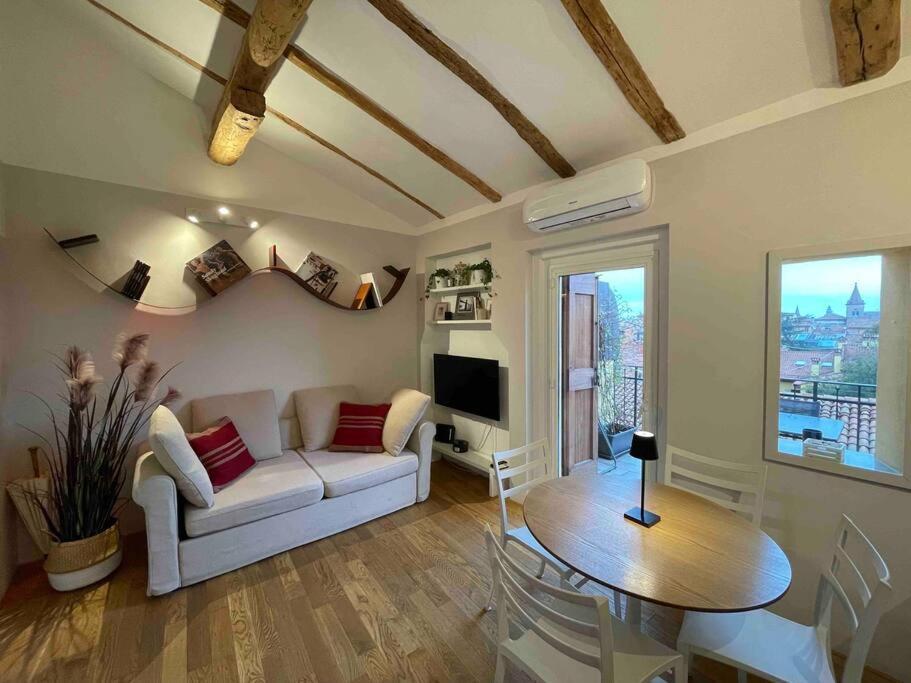 Romantic Attic Room With Panoramic View 博洛尼亚 外观 照片